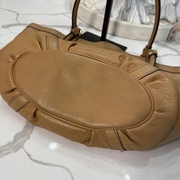 Gucci Guccissima Abbey D-Ring Shoulder Bag. - Picture 12 of 12